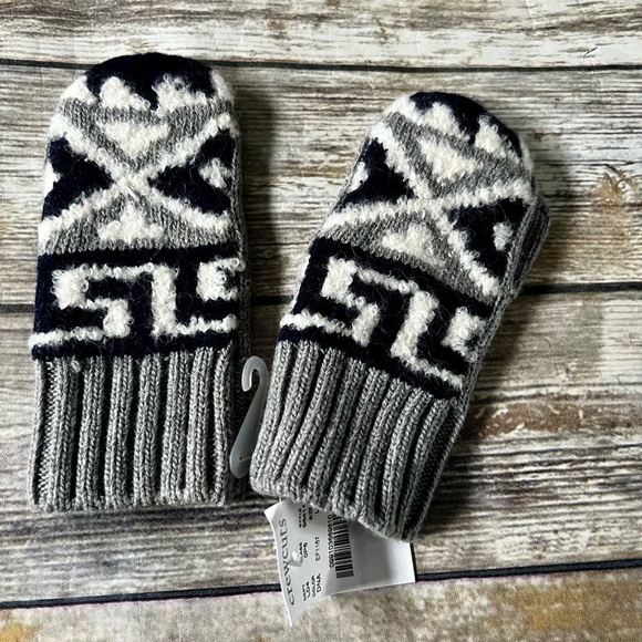🐊CREWCUT MITTENS(NEW)-LARGE - Picture 1 of 3